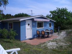 Strandhytten-Terrasse-og-facade.jpg